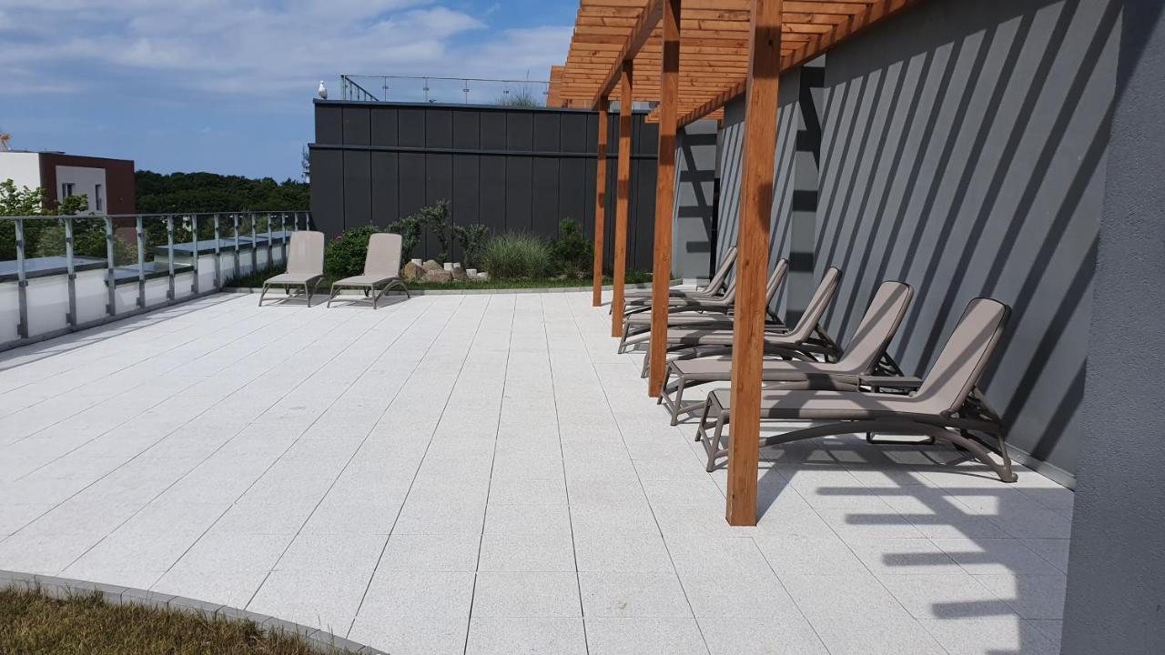 Apartament Baltyk Nadmorskie Tarasy Z Parkingiem 코워브제크 외부 사진