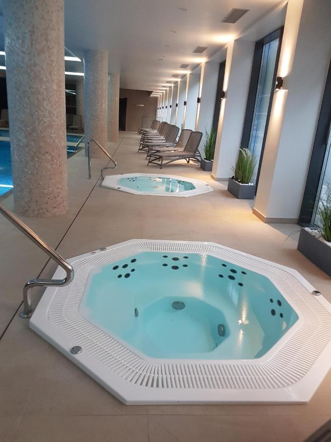 Apartament Baltyk Nadmorskie Tarasy Z Parkingiem 코워브제크 외부 사진